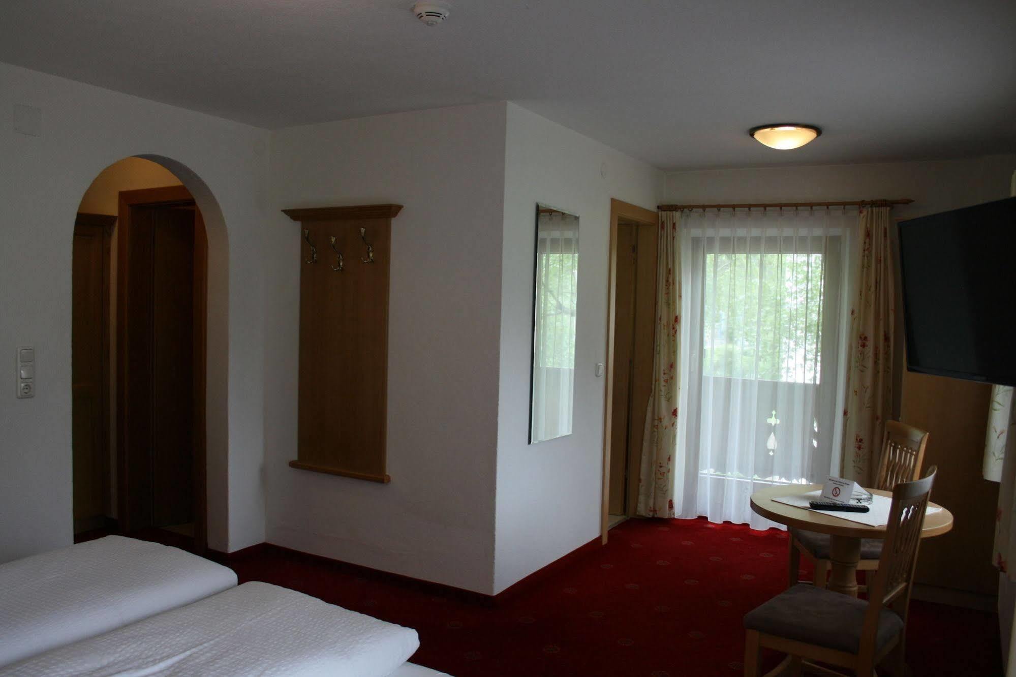 Pension Birkenhof Mayrhofen Buitenkant foto